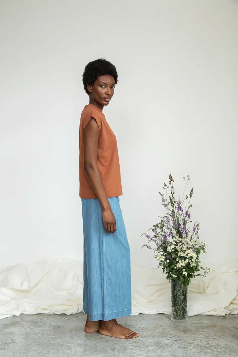 Russet Aukai Organic Cotton Tee