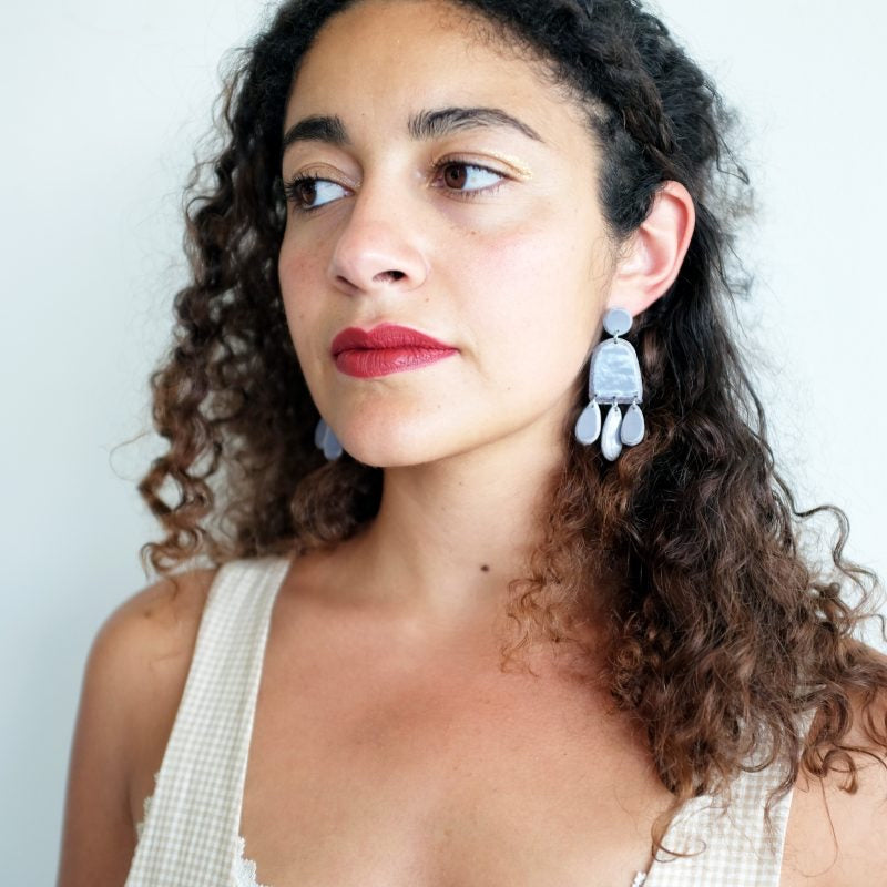 Waste Paper Lifu earrings in Grey
