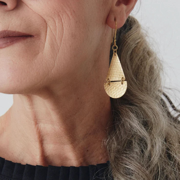 Petal Drop Cross-Hatch Earrings Brass