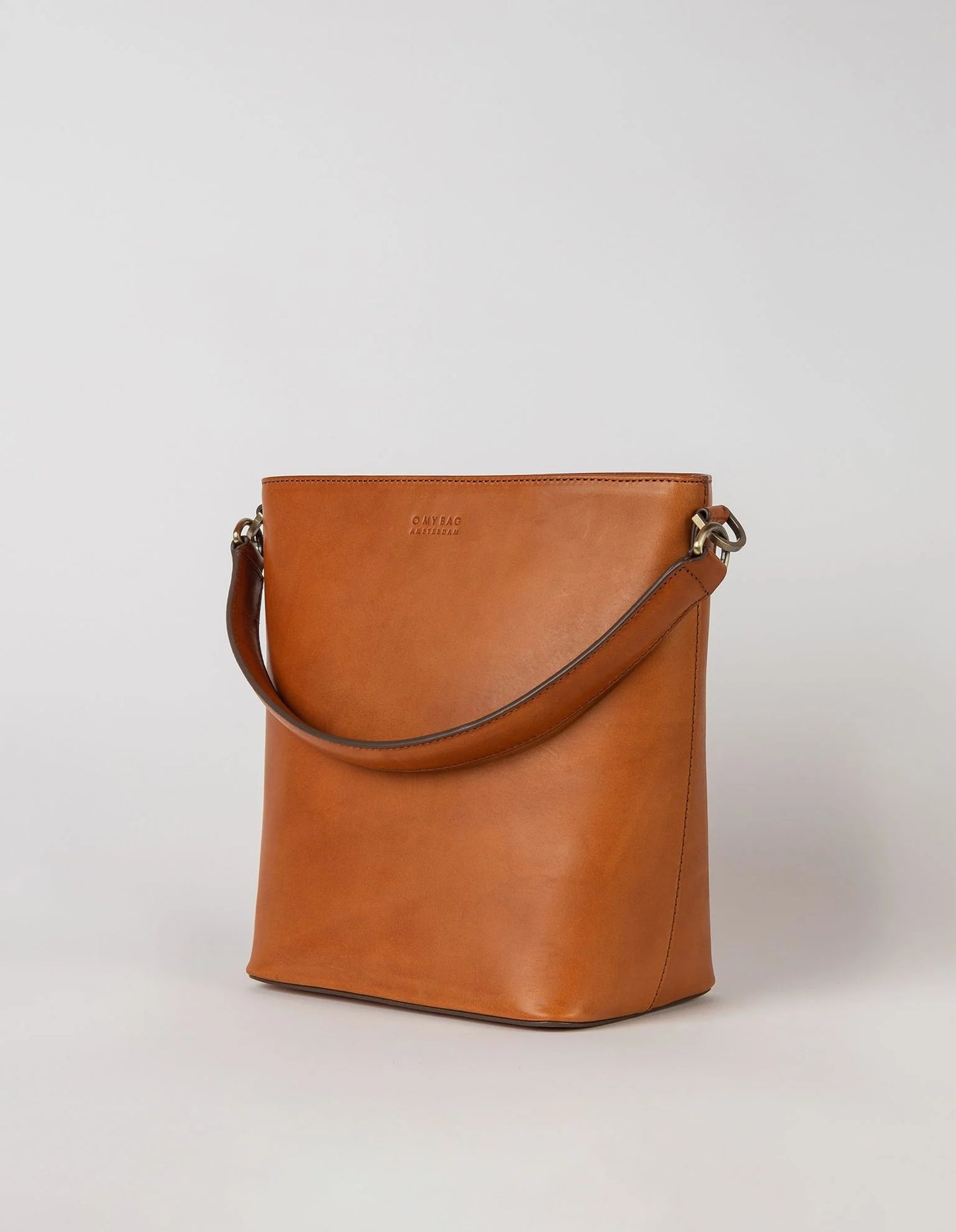 O My Bag - Bobbi Bucket Bag Midi - Cognac Classic Leather