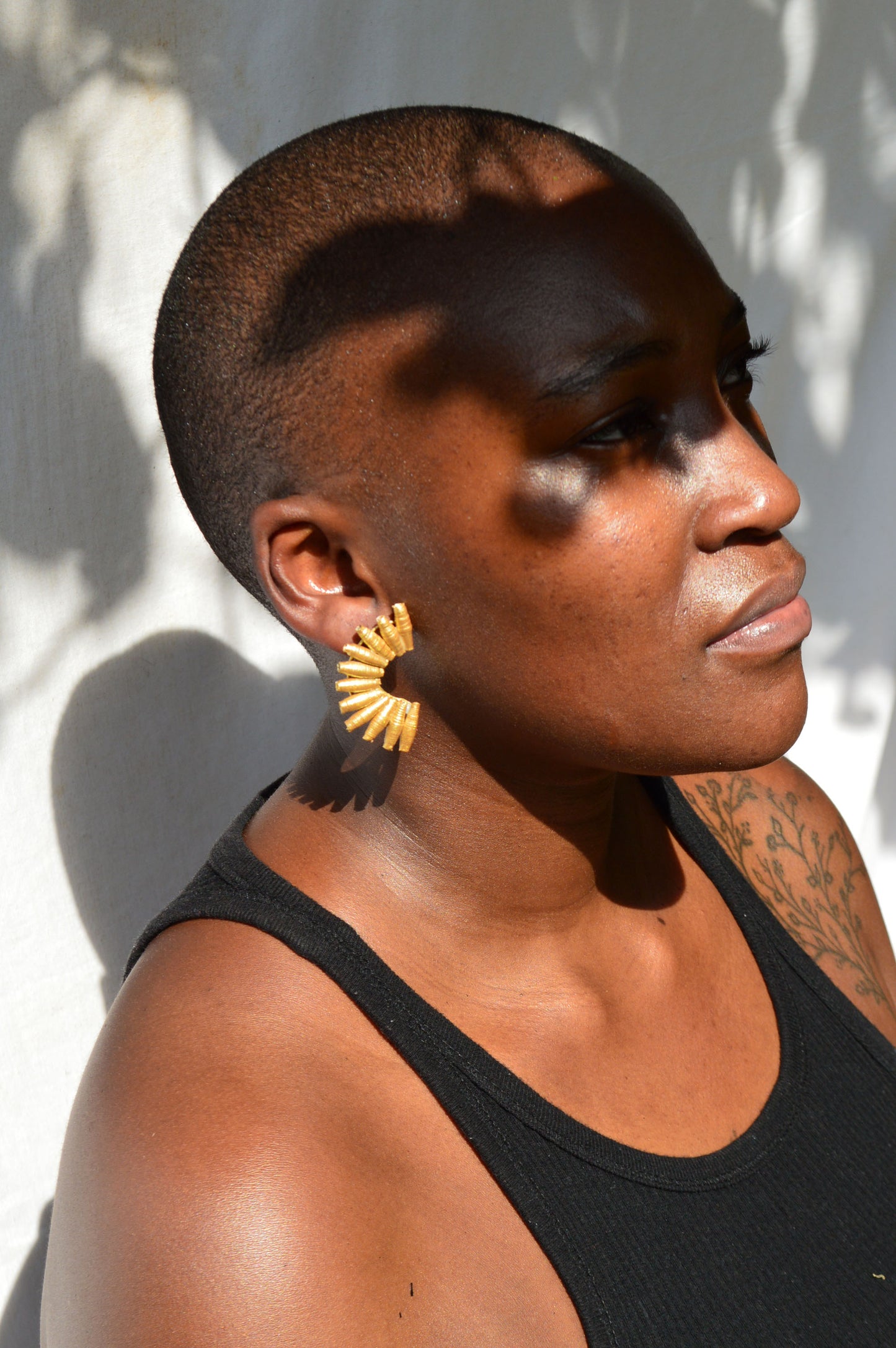 Quazi - Fan Waste Paper Earrings - Gold