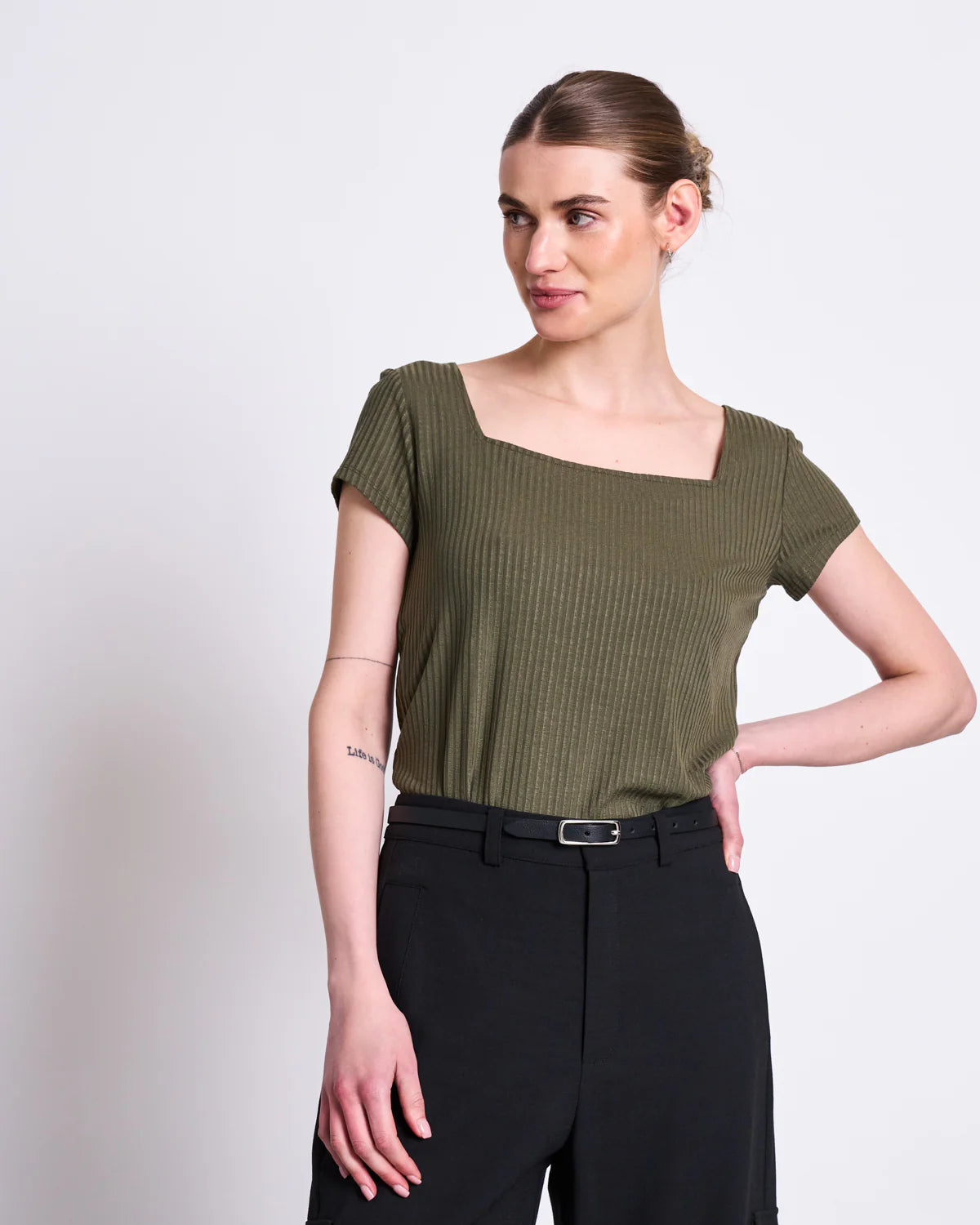 Arima T-Shirt - Dark Olive