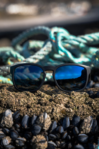 Towan Black - Blue Mirror Polarised Lens