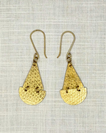 Petal Drop Cross-Hatch Earrings Brass