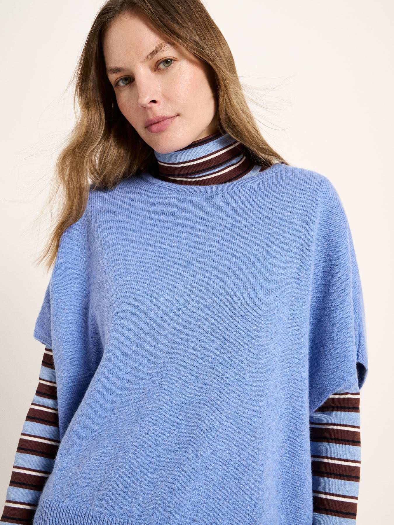 Short Sleeve Pullover Light Blue
