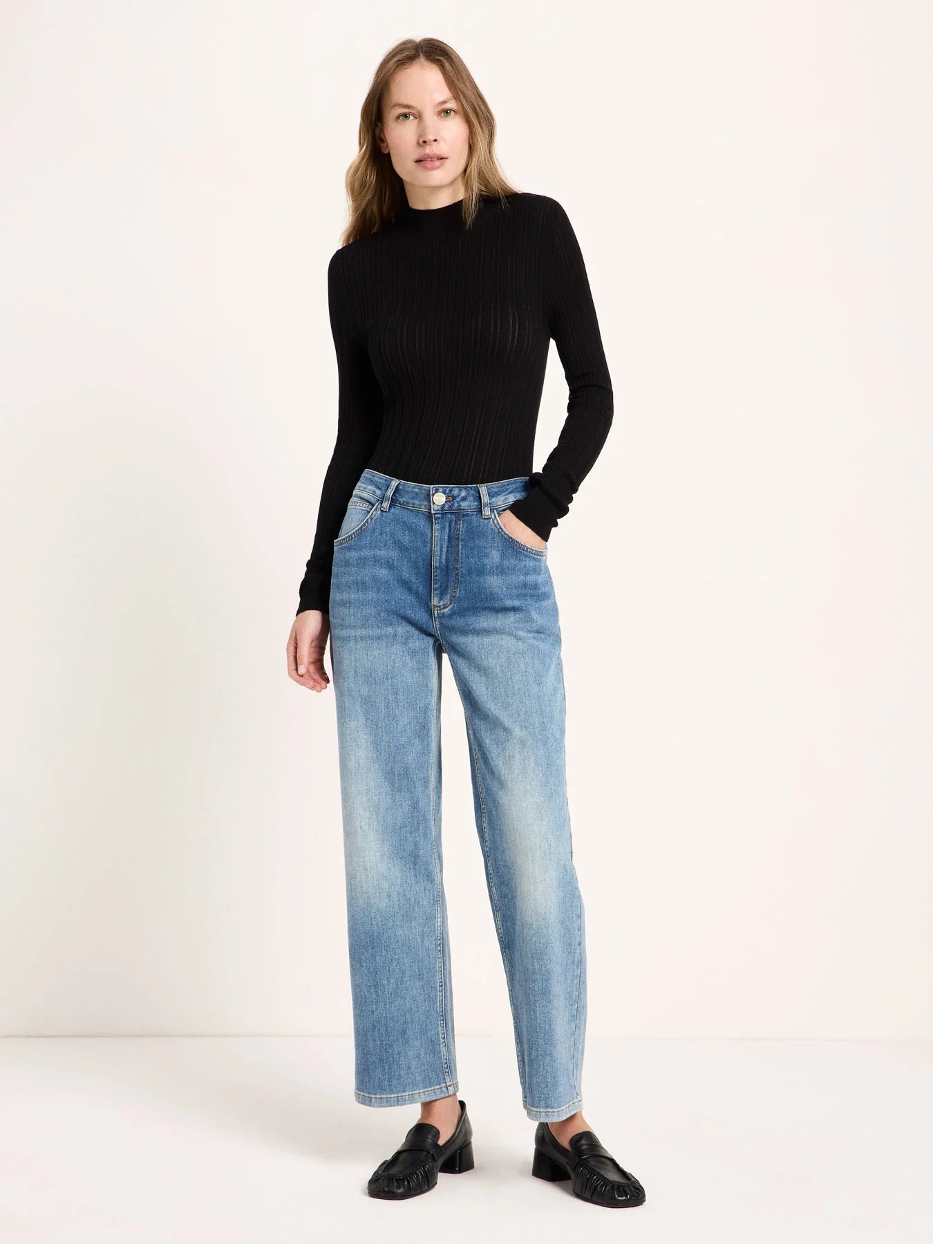 Straight Leg Jeans "SAGE" Stonewash Blue Denim