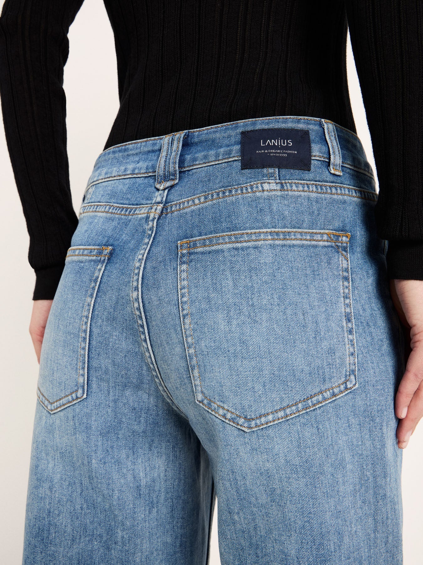 Straight Leg Jeans "SAGE" Stonewash Blue Denim