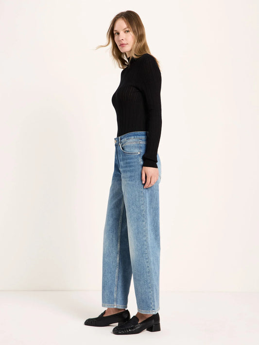 Straight Leg Jeans "SAGE" Stonewash Blue Denim