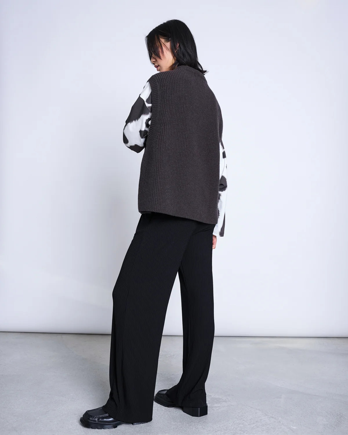 Lambswool Slipover - Dark brown