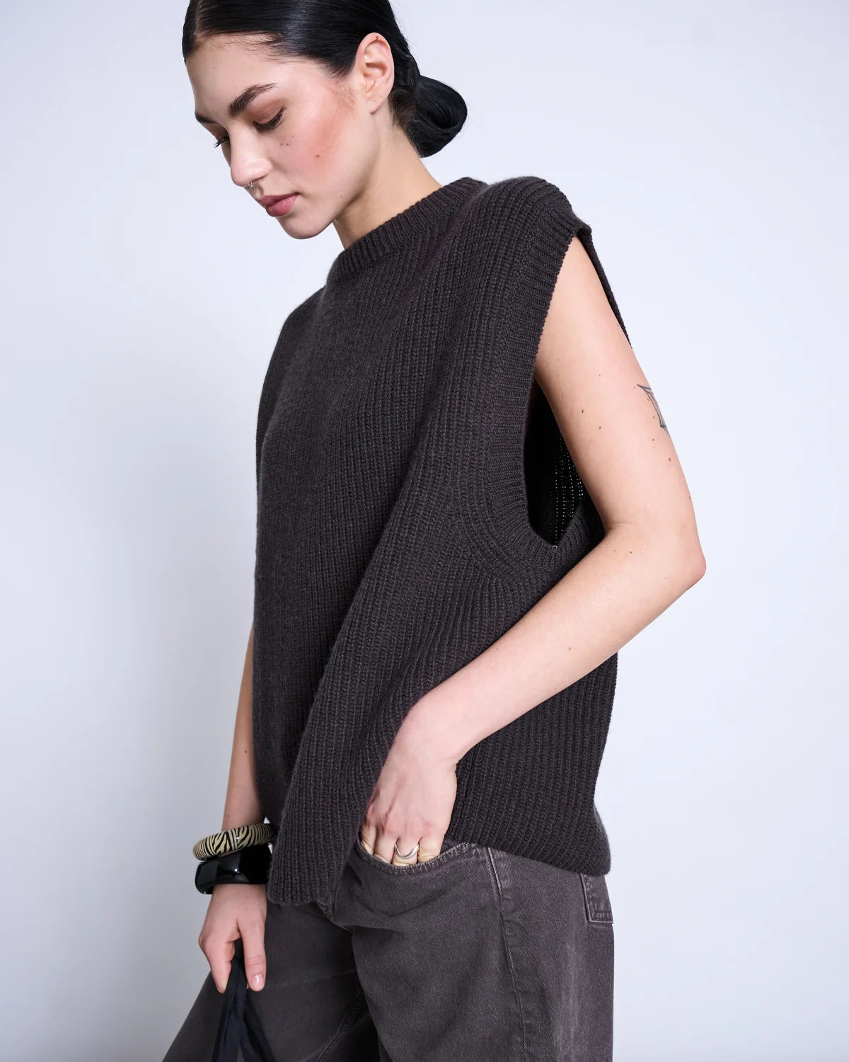 Lambswool Slipover - Dark brown