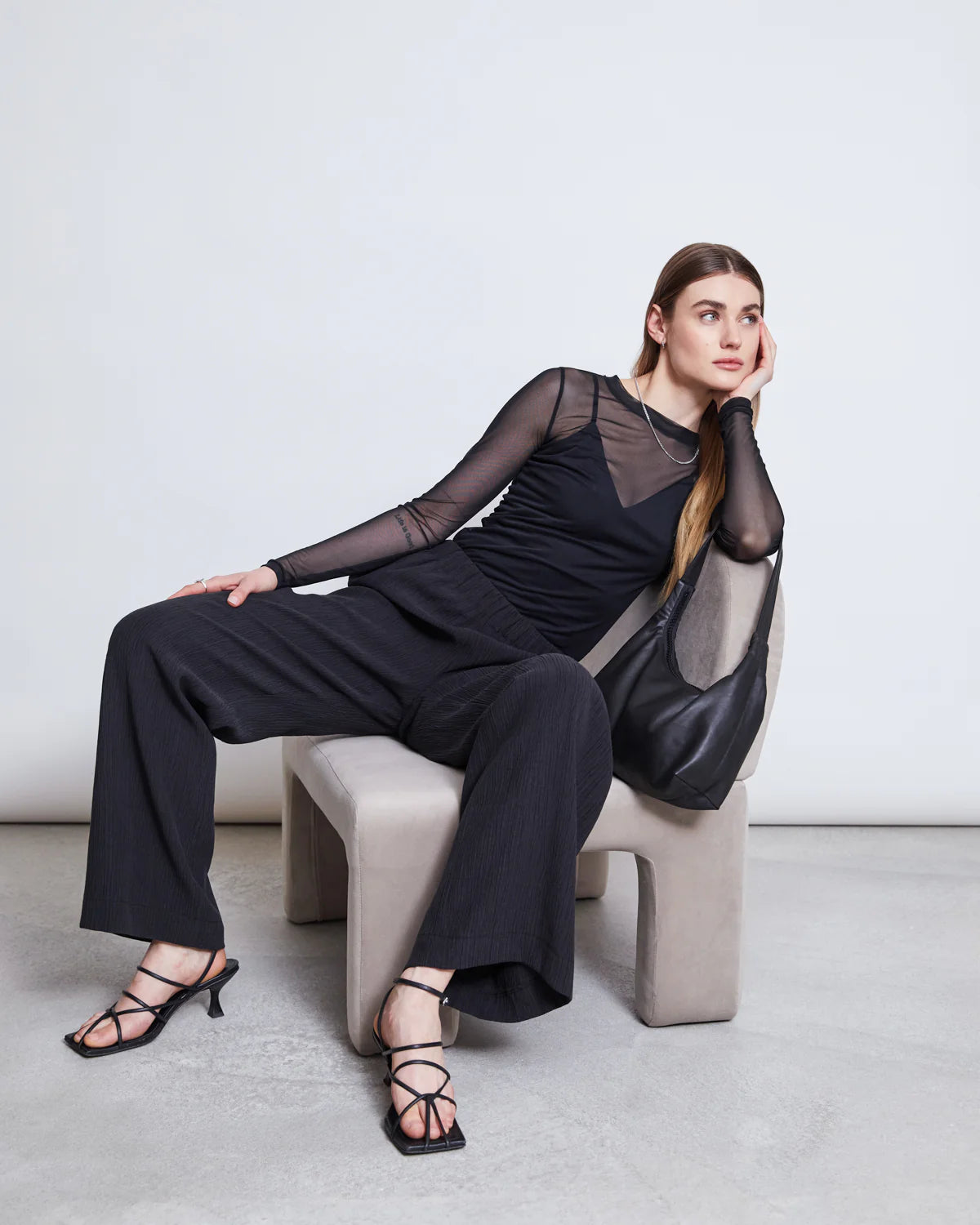 Hava Crinkle Trousers - Black