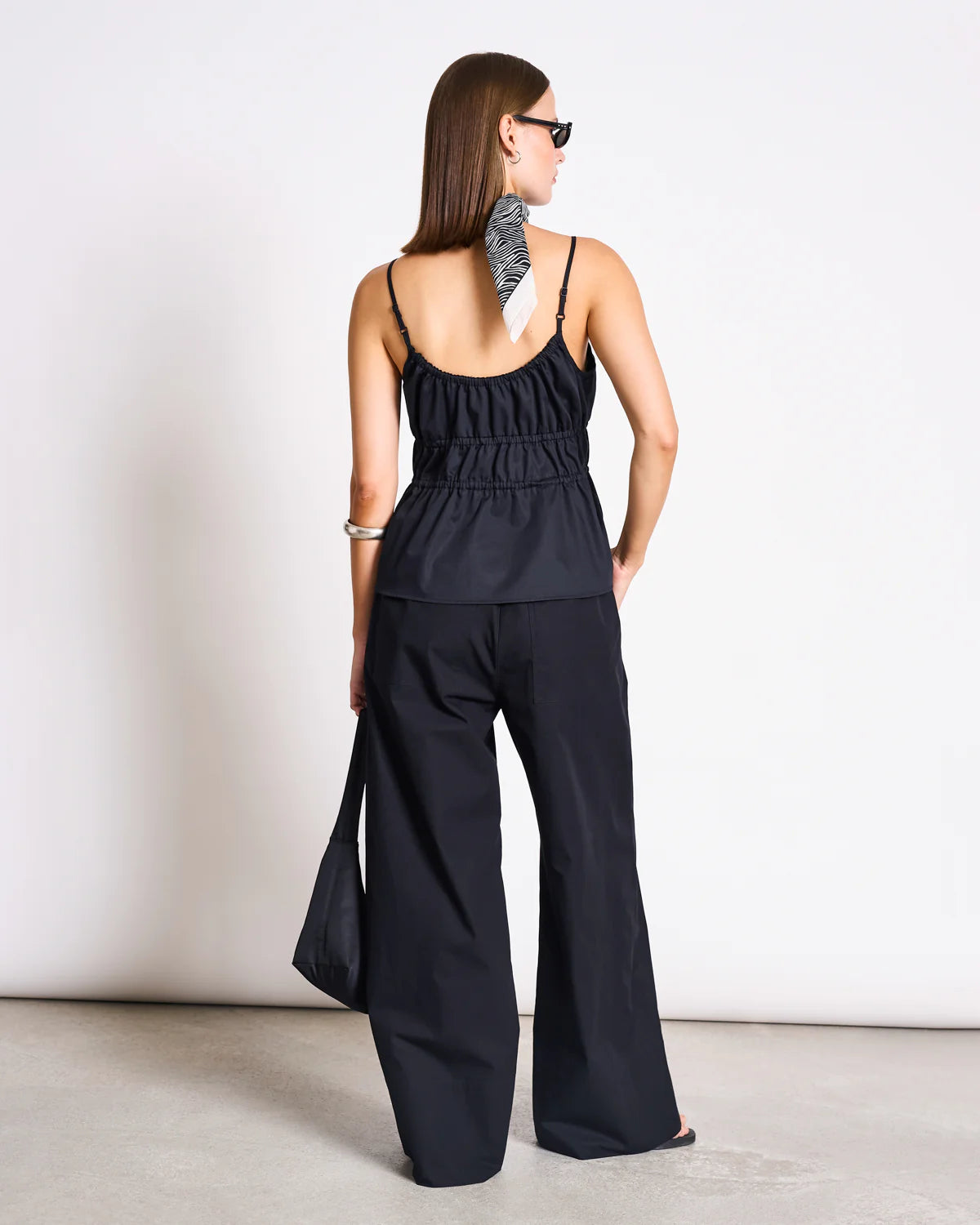 Ebur Spaghetti Tie Top Black