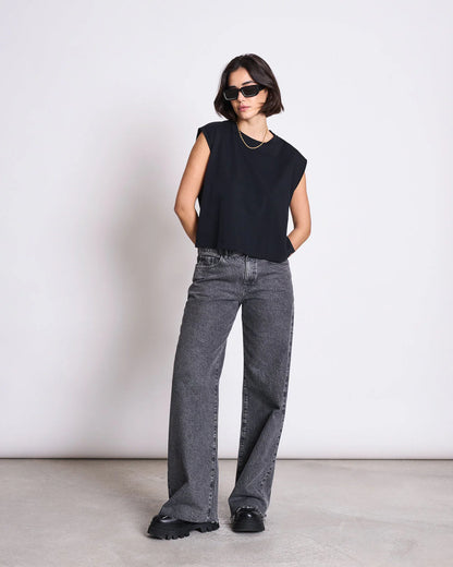 Jan N June - OVAR T-shirt - Black