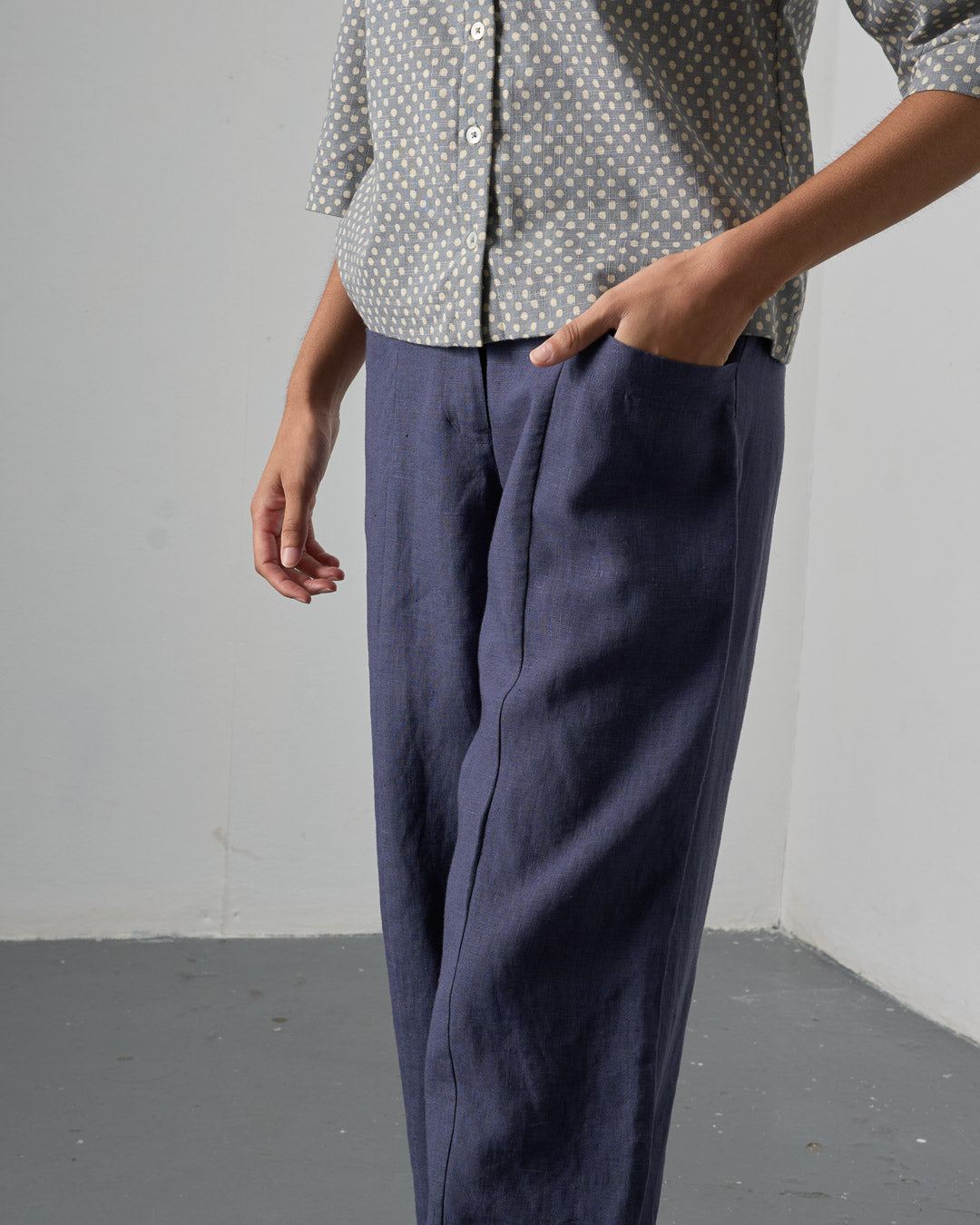 Lorren Trousers - Navy Linen